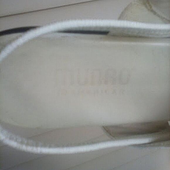 Munro Women's Double Vamped White & Cream Sling Back Comfort Sandals Size 8N - Picture 11 of 13